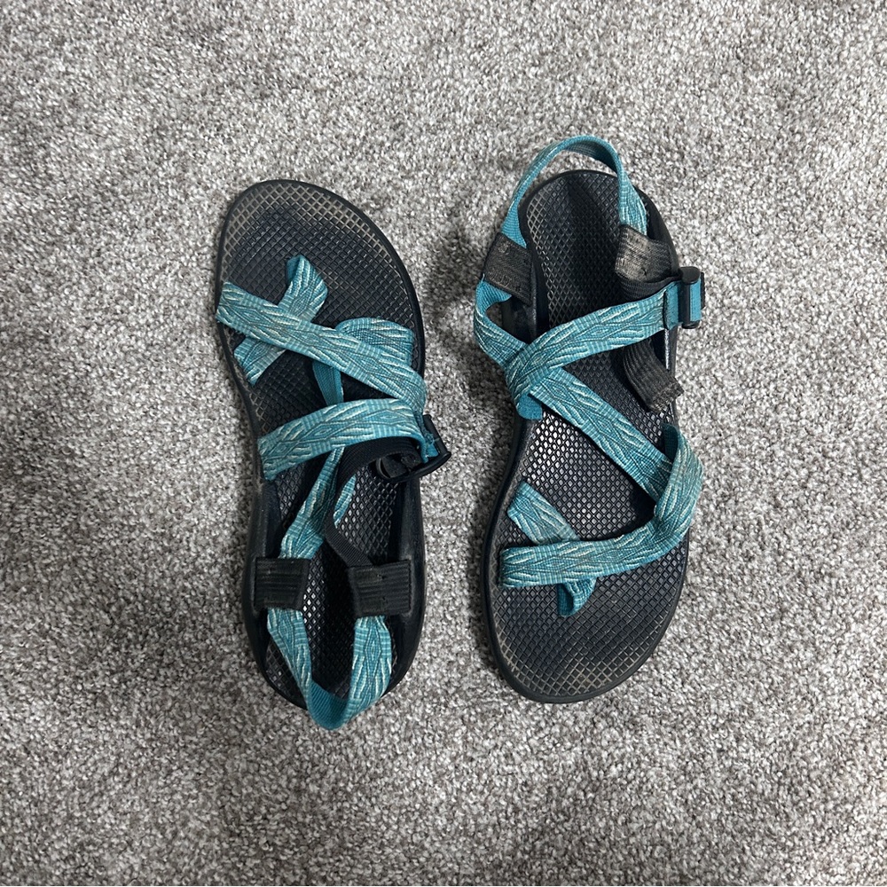 Chacos!